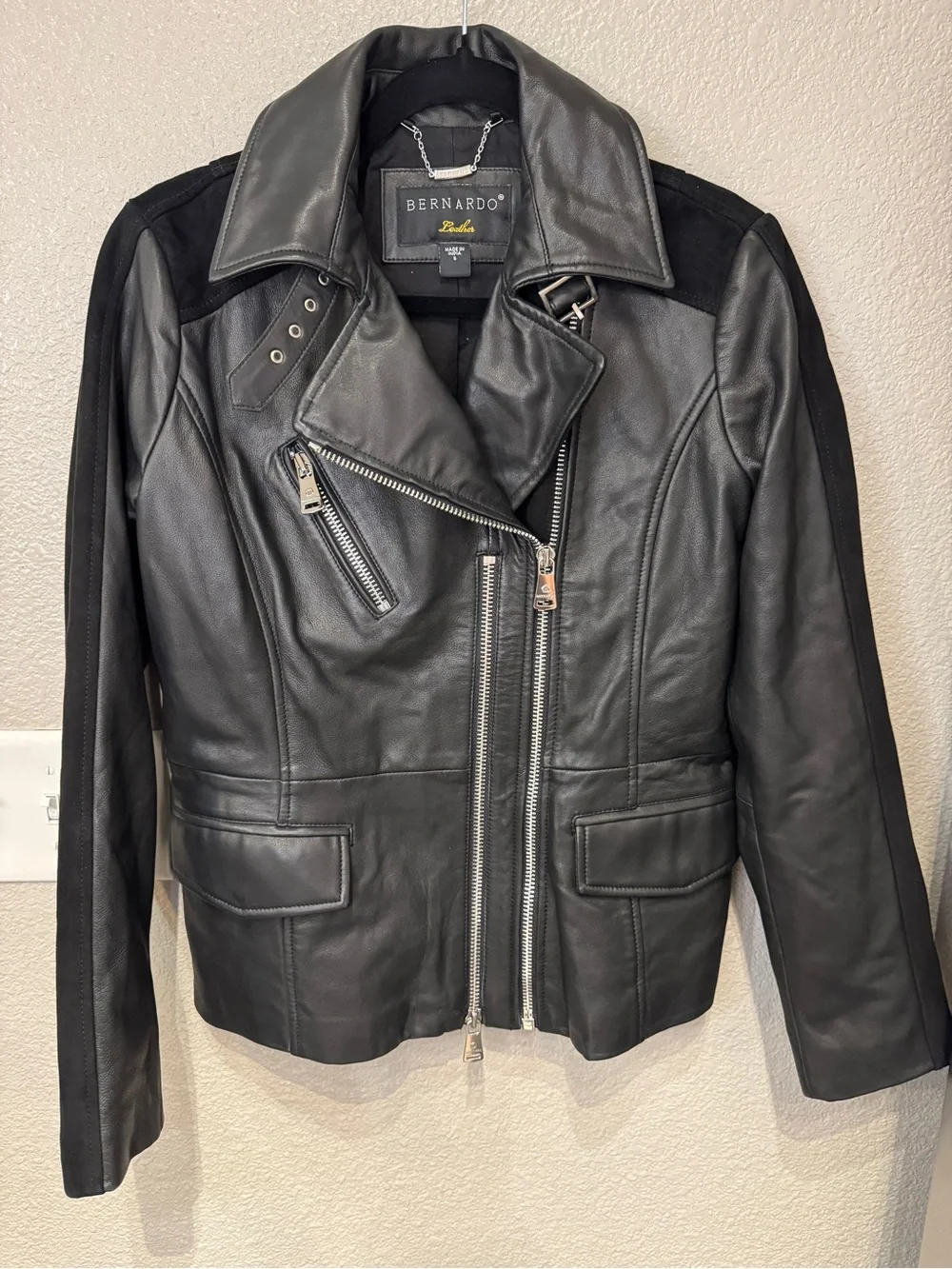 Bernardo Black Genuine Leather Suede Moto Biker Jacket Size S